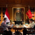 Presiden Prabowo Subianto dan Kapolri Jenderal Listyo Sigit di Hambalang, Bogor. Foto: IG @sekretariat.kabinet