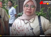 Divonis 5 Tahun, Tangisan Windi Asti Pecah: “Saya Meminta Keadilan untuk Suami Saya”